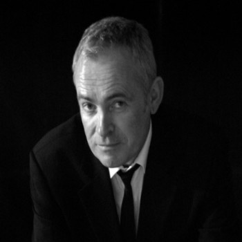 The headshot of Lionel Robinson, CEO of Cocktail Lounge.